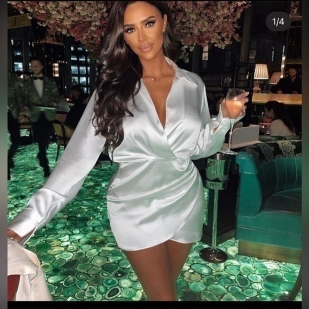 ZARA Short Satin Effect oyster white Dress 3067/260